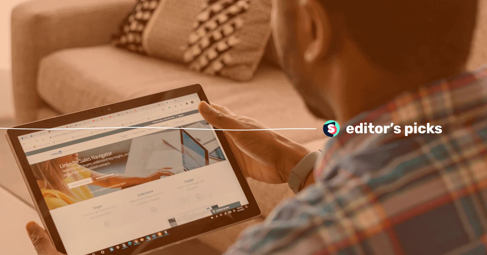 Competitor analysis benchmarking on LinkedIn