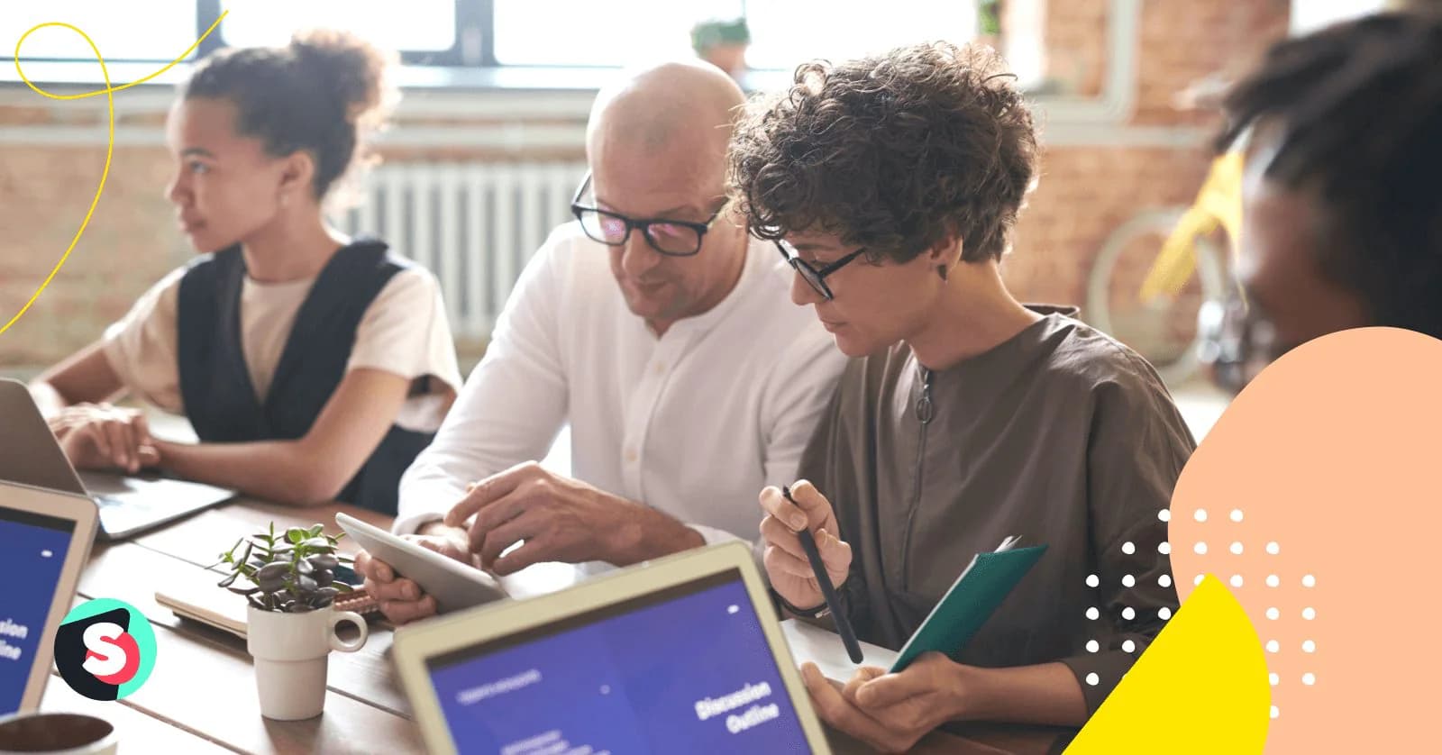 Marketing APIs for enterprises. Top 5 types of APIs to streamline processes.